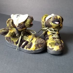 Jeremy Scott X Adidas For Kids Poshmark Jeremy Scott X Adidas For Kids Poshmark